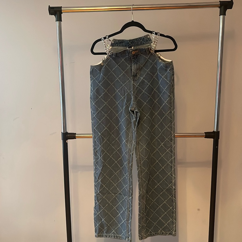 Criss Cross Pattern Denim Jeans with Silver Hip Chains